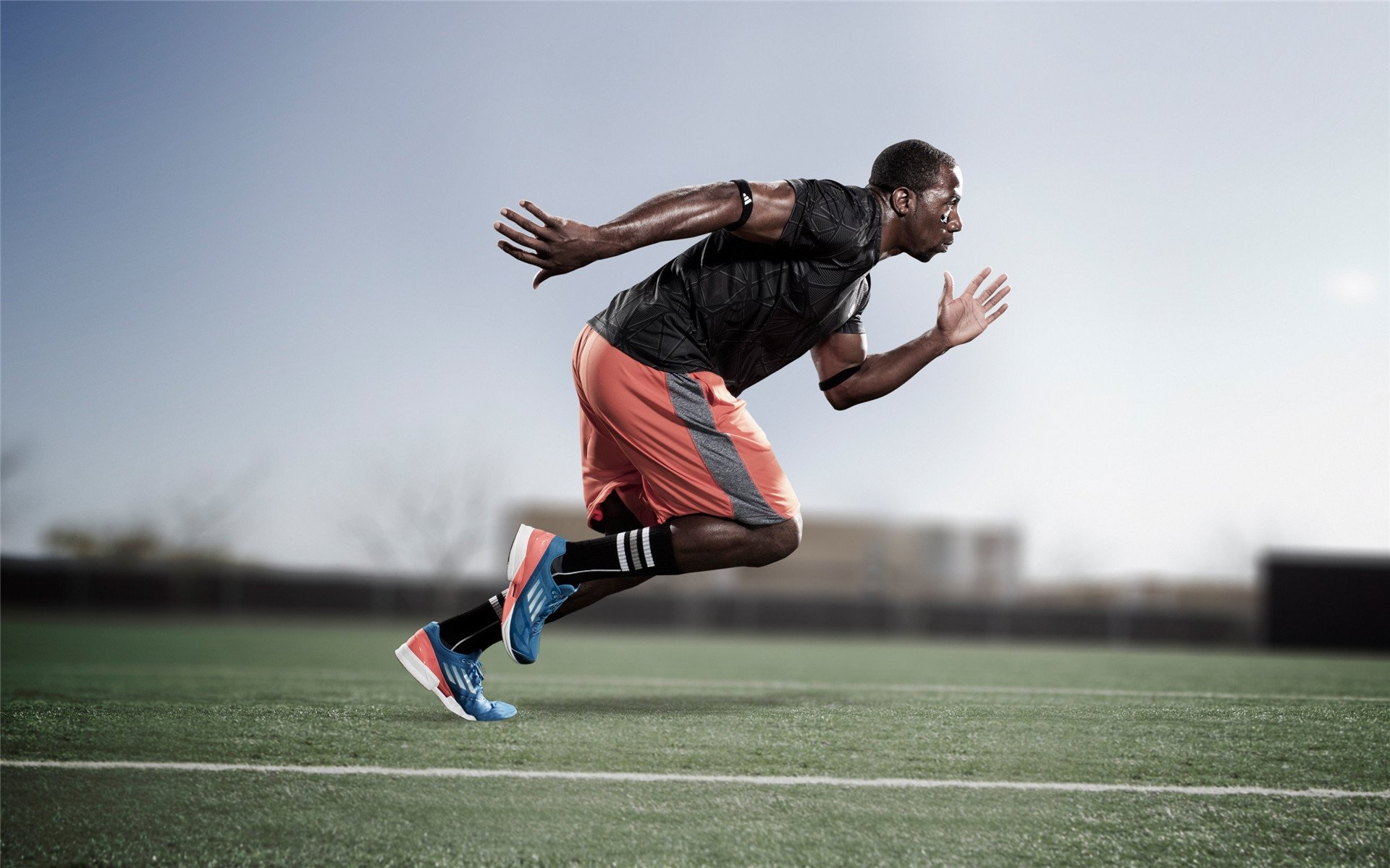 皮克高光表现照亮委内瑞拉，南美新势力踏平荷兰神话