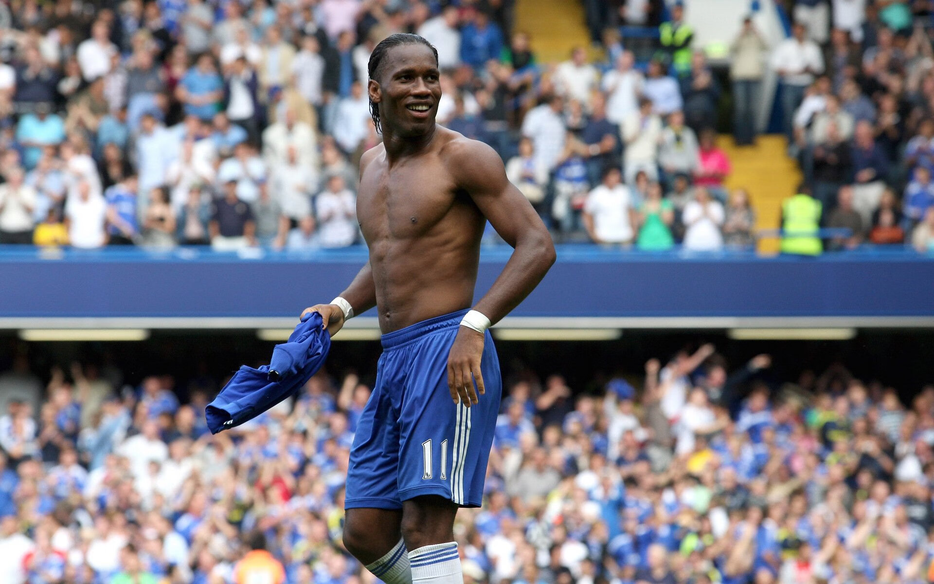 巴斯托尼爆发，亚特兰大粉碎法国，一场战术革命如何重塑现代足球格局